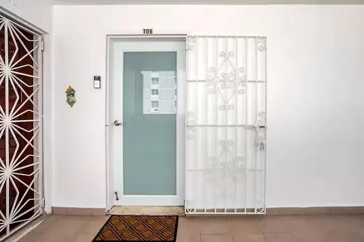 Cozy Nest In San Juan Center Διαμέρισμα
