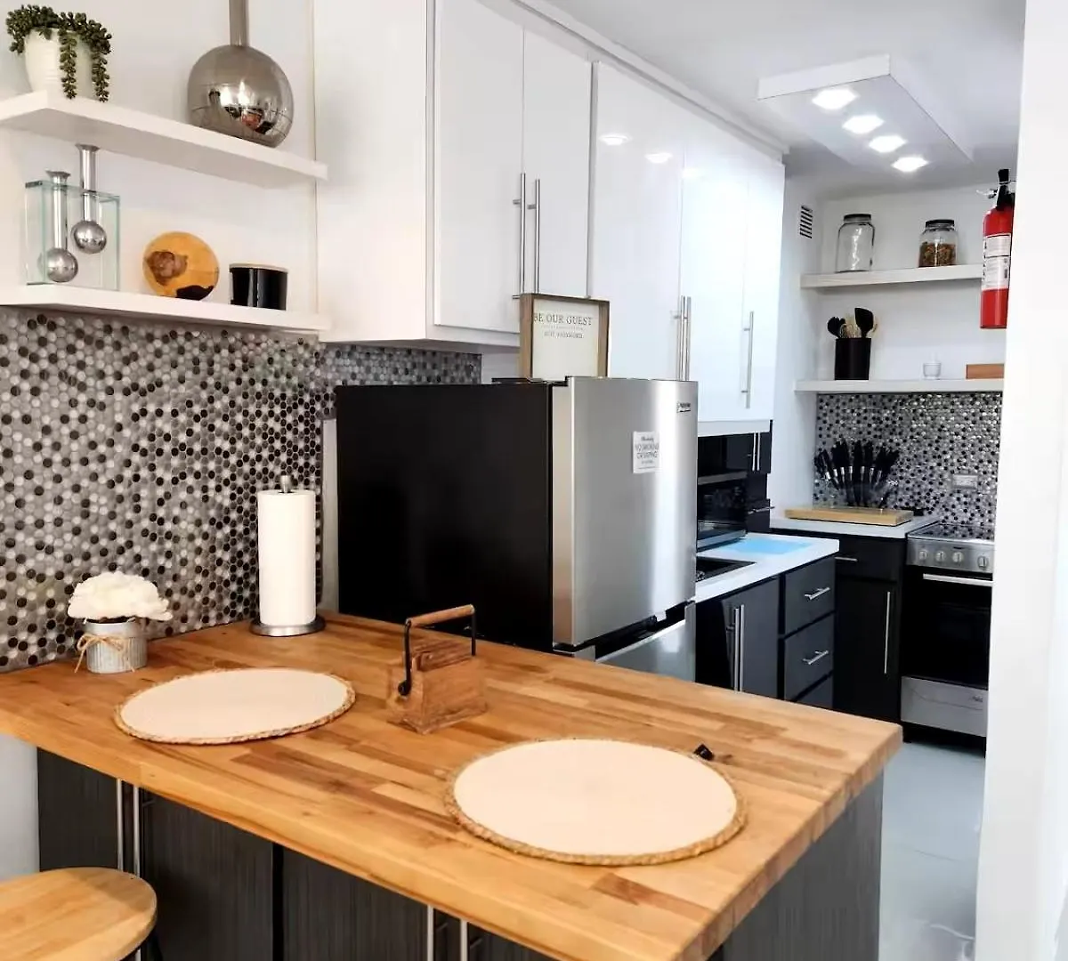 Cozy Nest In San Juan Center Διαμέρισμα